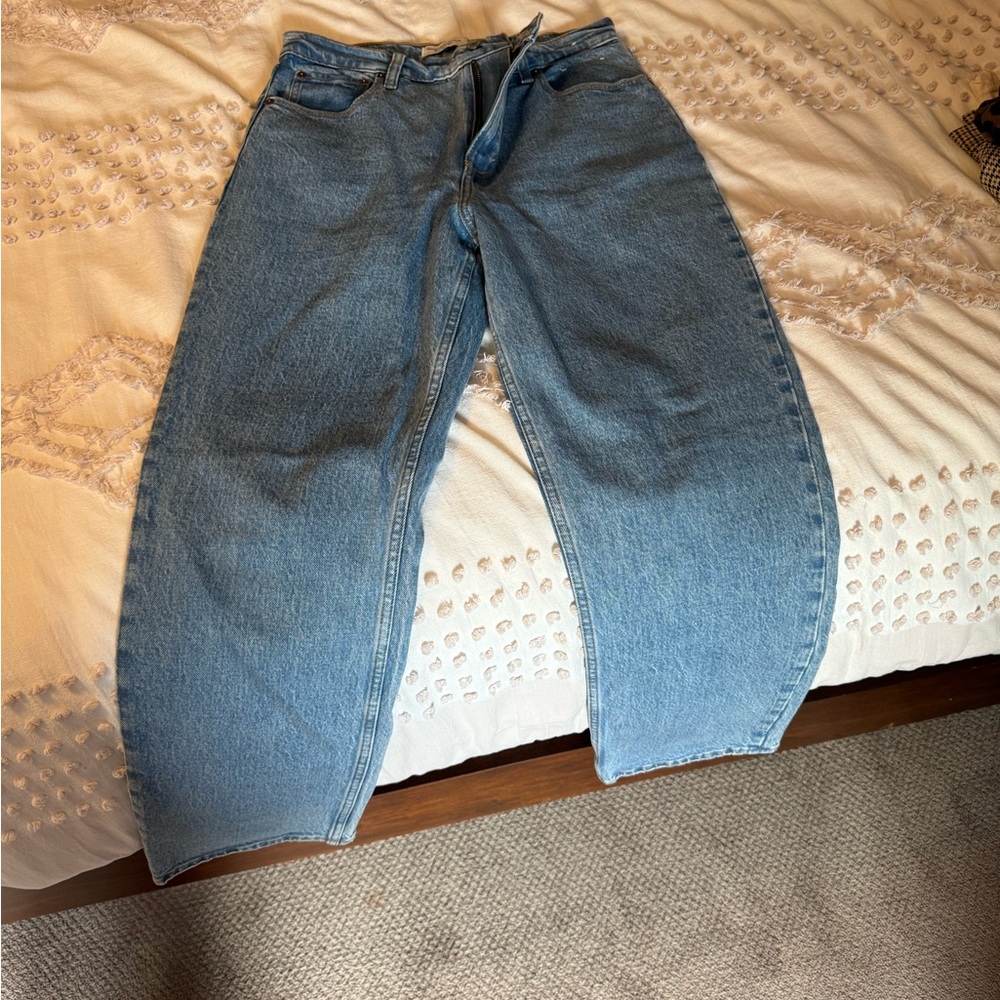 ABERCROMBIE JEANS